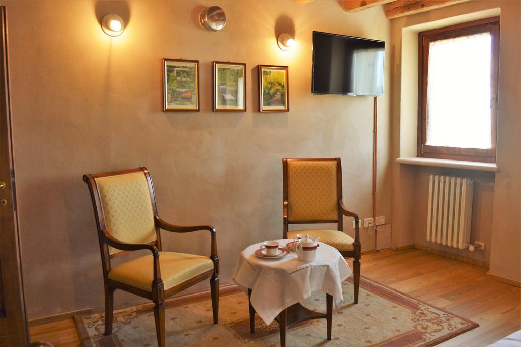 Agriturismo Borgo Valfredda Villa Mezzane di Sotto Exterior photo